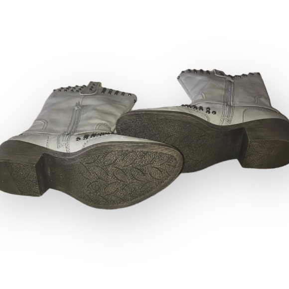 Naya Sable Studded Boots - Picture 5 of 6